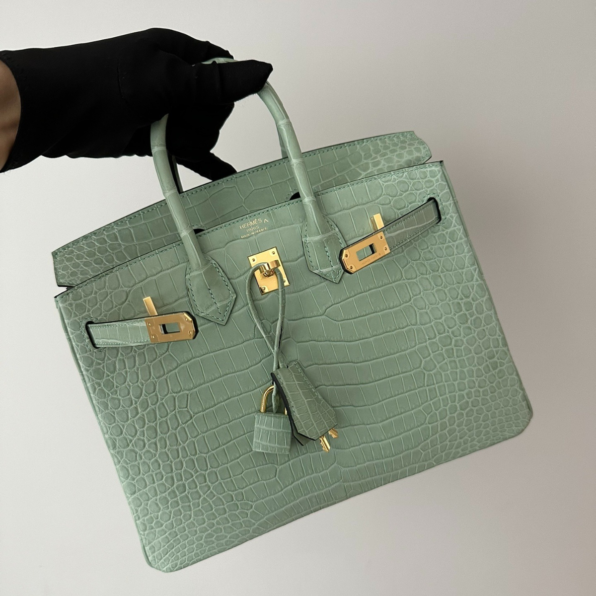 HERMÈS KELLY 28 VERT D’EAU ALLIGATOR – LIMITED EDITION